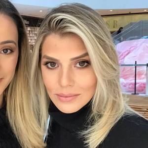 Meet your Posher, Poliana